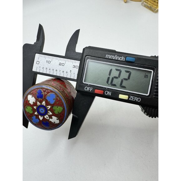 Vintage Brass Enamel Cloisonne Oval Trinket Pill Box Flowers From Thailand - Picture 6 of 6